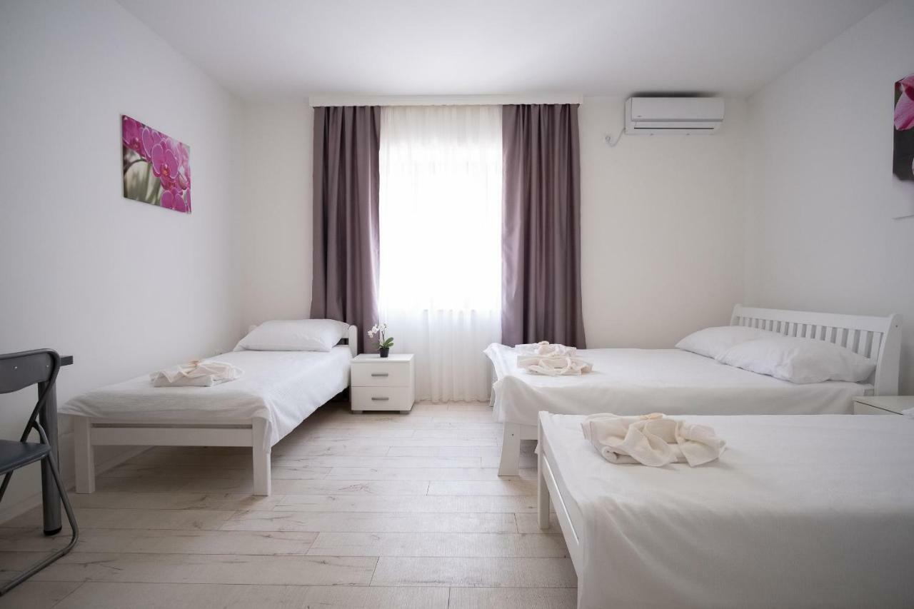 Apartmani Vila Kosa Требинє Екстер'єр фото