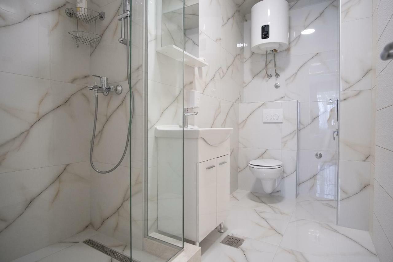 Apartmani Vila Kosa Требинє Екстер'єр фото