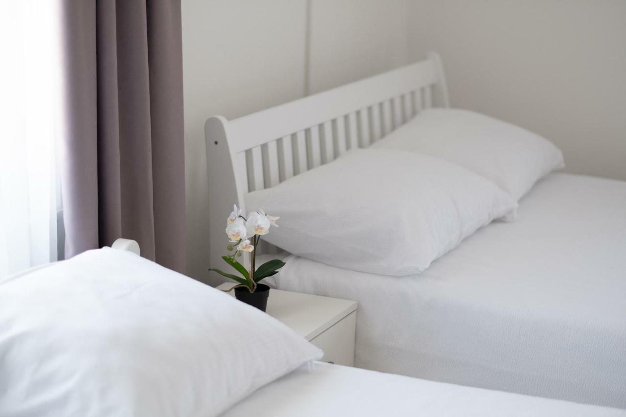 Apartmani Vila Kosa Требинє Екстер'єр фото