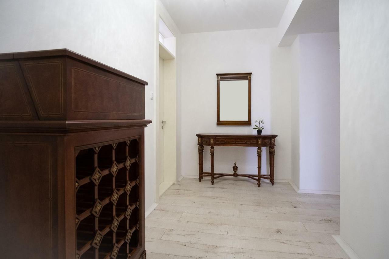 Apartmani Vila Kosa Требинє Екстер'єр фото