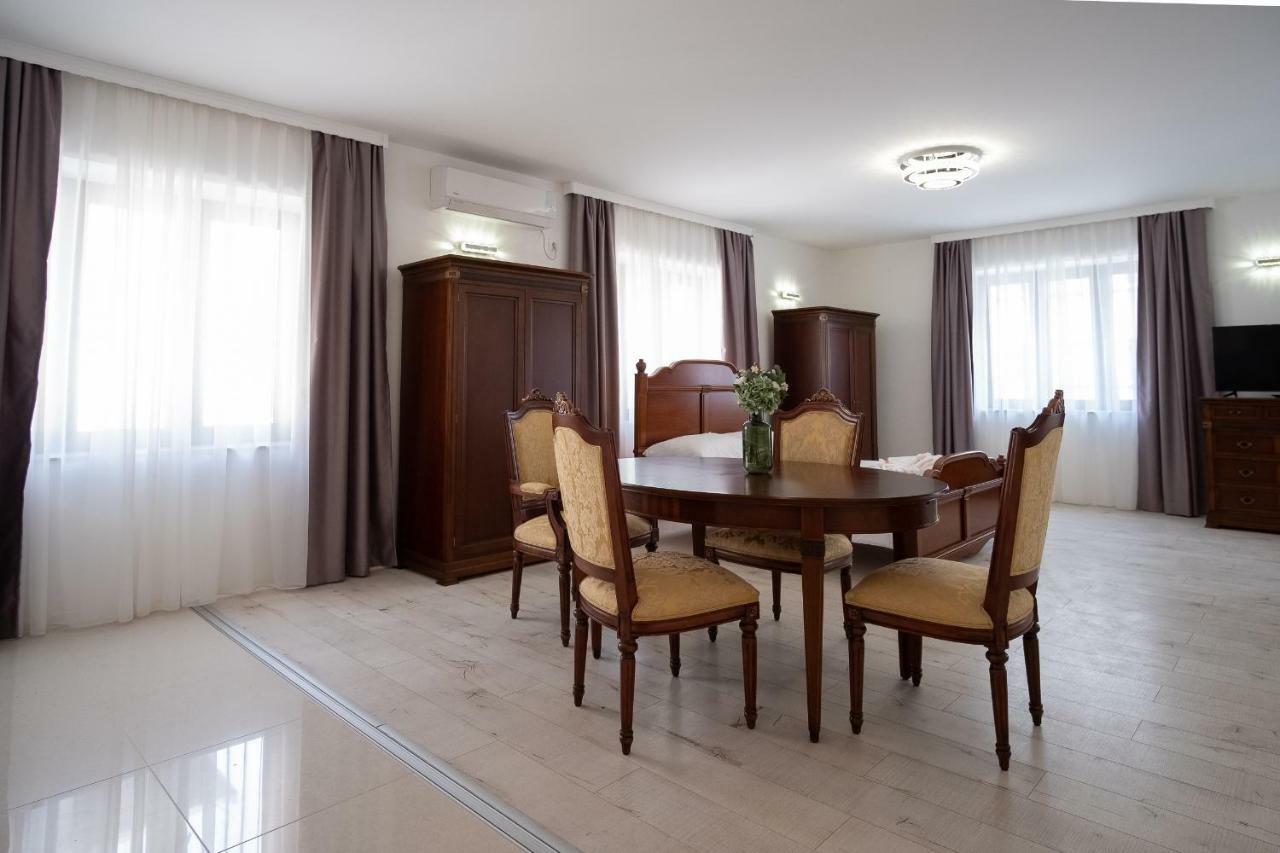 Apartmani Vila Kosa Требинє Екстер'єр фото